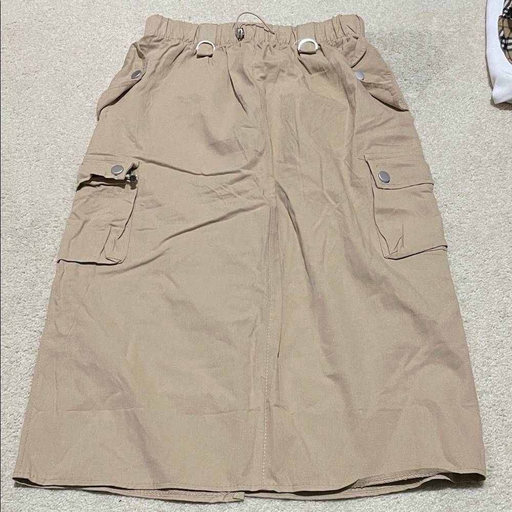 Casual Tan Midi Skirt with Pockets
